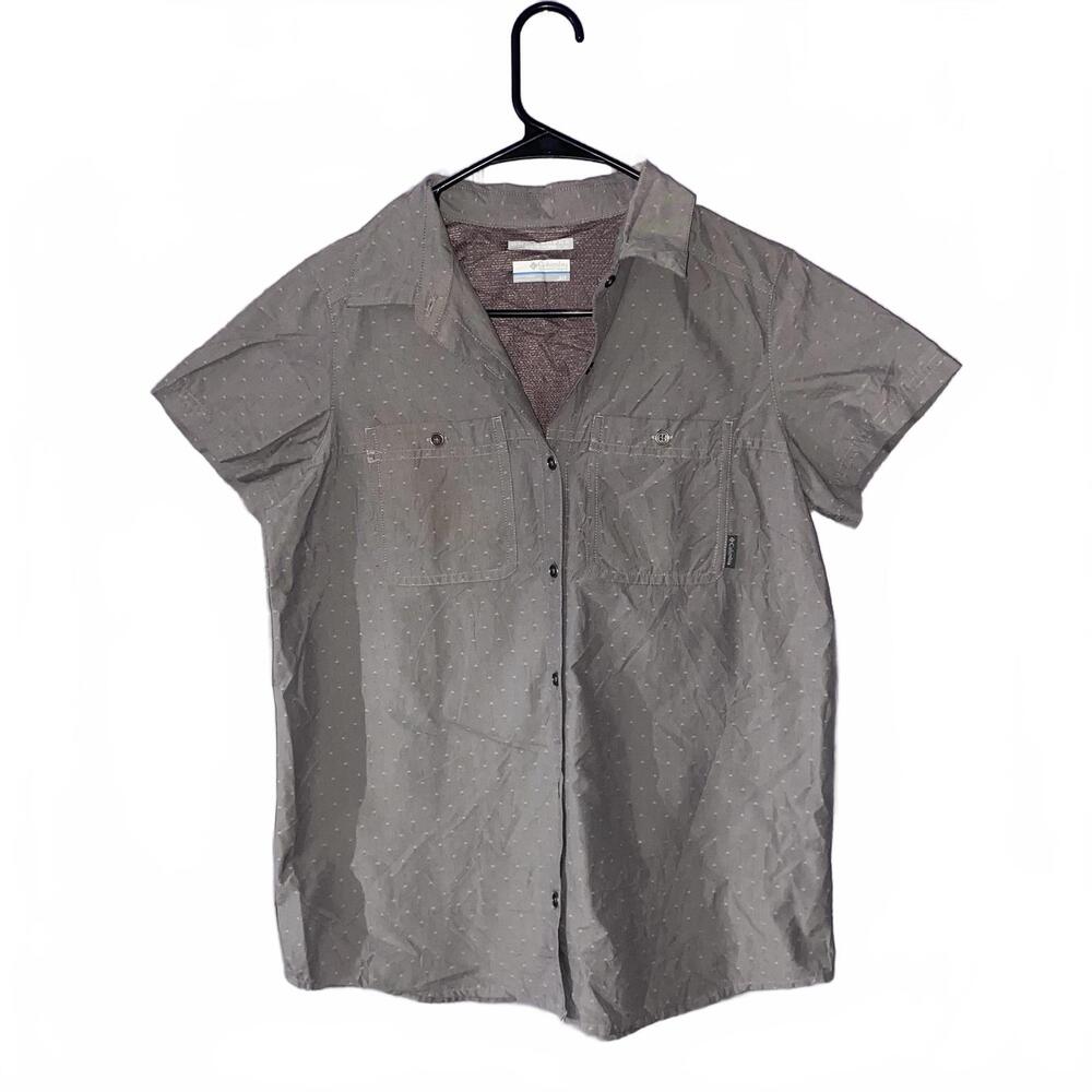 Columbia Omni-Shade Gray Short Sleeve Button Up S Hiking Travel Outdoor UV Shirt